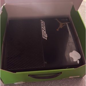 Xbox one 3 controllers never used it much just need it gone.